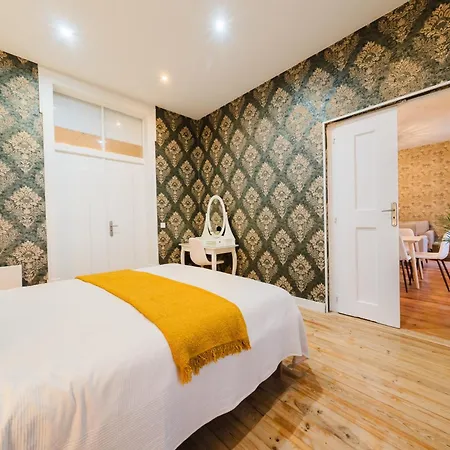 Stylish 5br In Apartment *