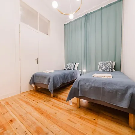 Stylish 5br In *