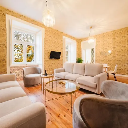 Stylish 5br דירה *