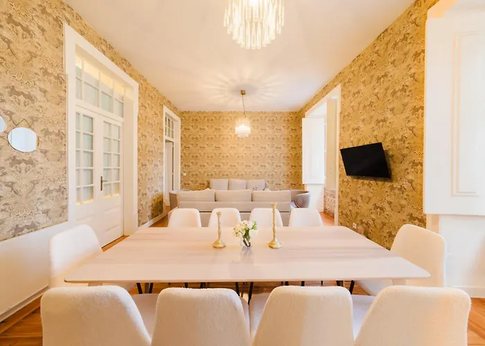 דירה Stylish 5br In ליסבון