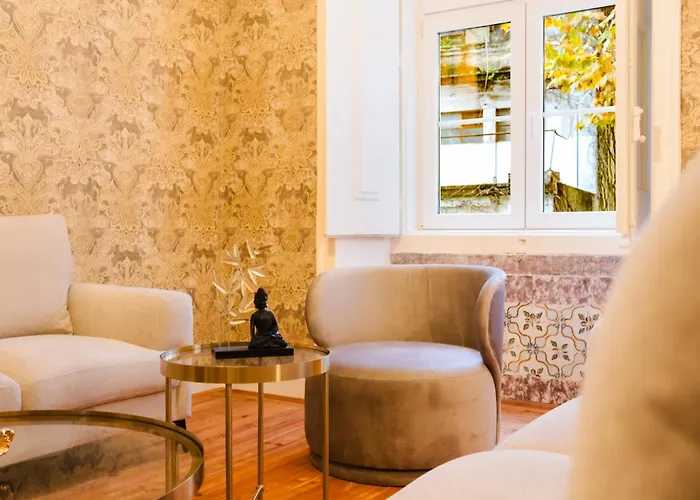 Stylish 5br In