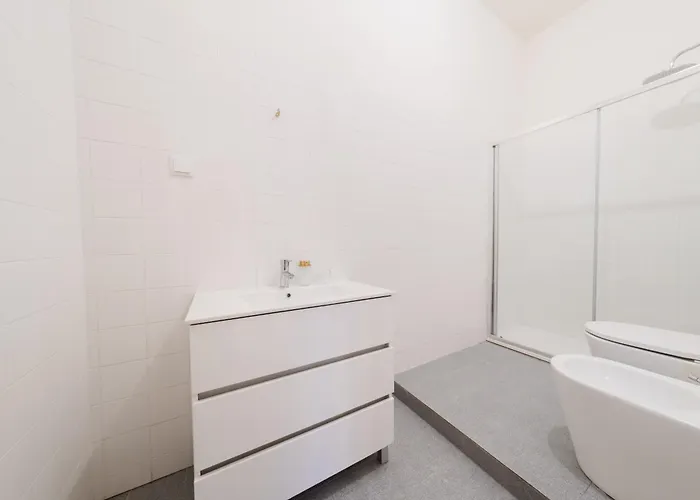 Stylish 5br In *