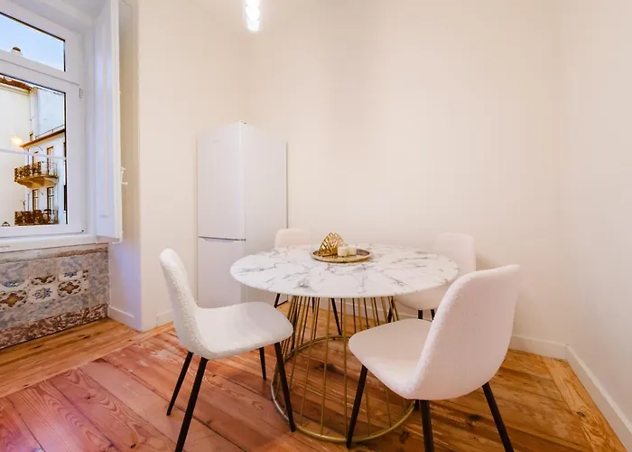Apartament Stylish 5br In Lizbona