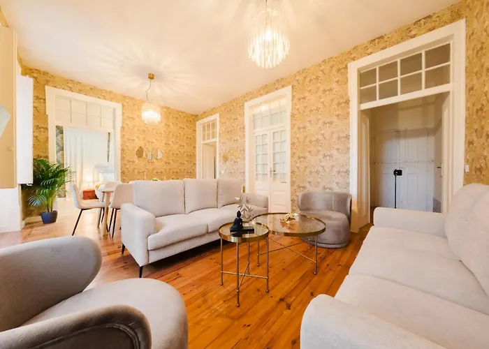 Stylish 5br In 리스본