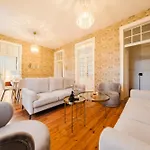 Stylish 5br In Lissabon